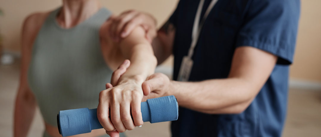 Fisioterapia: cos’è, cosa fa e come aiuta a curare il mal di schiena